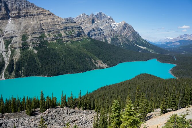 Rockies Western Canada Iconic Sites Tour - Day 5: The Icefields Parkway and Columbia Glacier Adventure