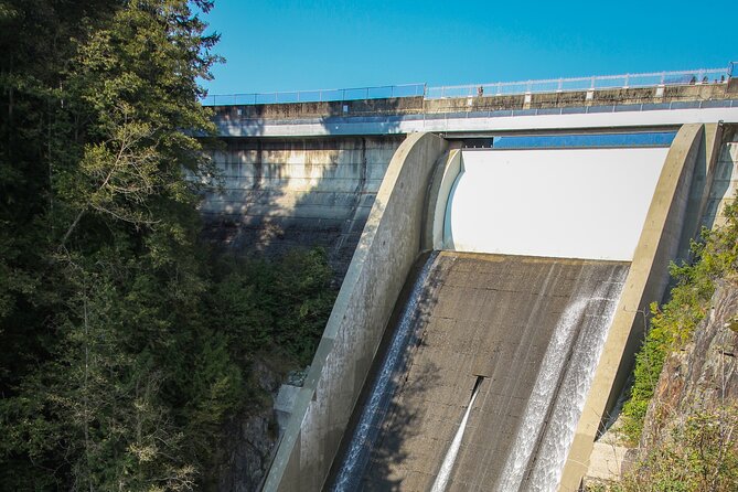 Sea to Sky Highway Self-Guided Driving Audio Tour - The Stawamus Chief and Eagle Run Vista Point