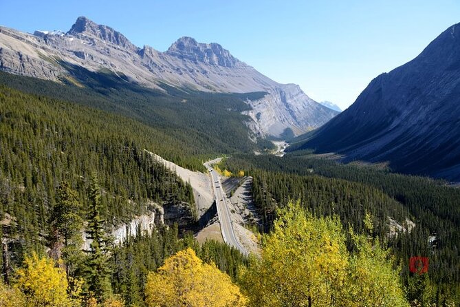 Self-Guided Audio Driving Tour in Icefields Parkway - The Weeping Wall and the long middle stretch
