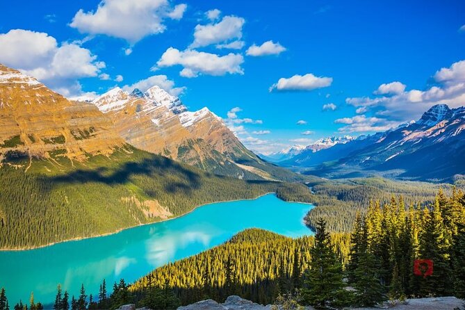 Self-Guided Audio Driving Tour in Icefields Parkway - Athabasca Glacier: the route’s most accessible ice