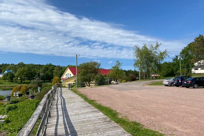 Self Guided Audio Driving Tour of the North Shore of PEI - Through PEI National Park to Cavendish