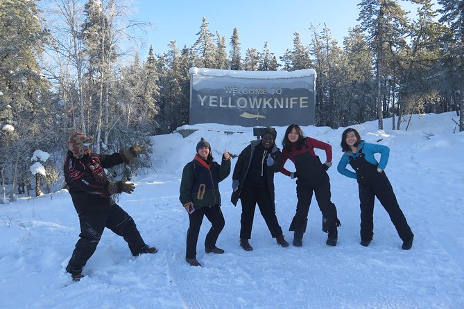 Sightseeing City Tour - Bush Pilot’s Monument and the Yellowknife Bay view