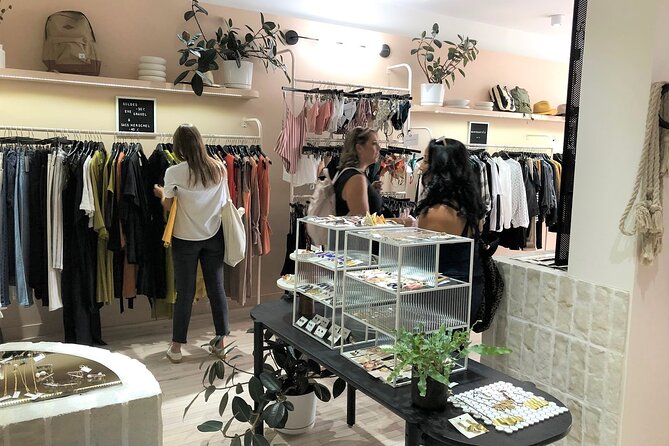 Small-Group Montreal Designers Shopping Tour with a Style Coach - Why a style coach changes the shopping day
