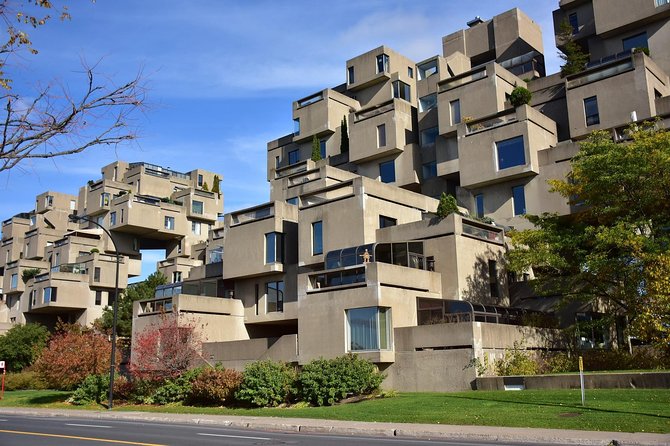 Small-Group Sightseeing Tour of Montreal - Guides who make the difference