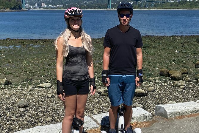 Small Group Stanley Park and Coal Harbour Segway Tour - Three hours inside Stanley Park