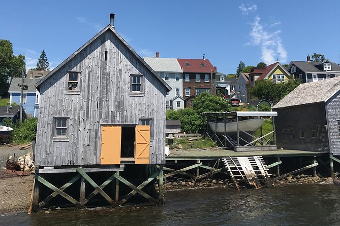Small Group Tour - Peggy's Cove, Lunenburg, the Annapolis Valley - Lightfoot & Wolfville Vineyards, Optional and Worth Considering