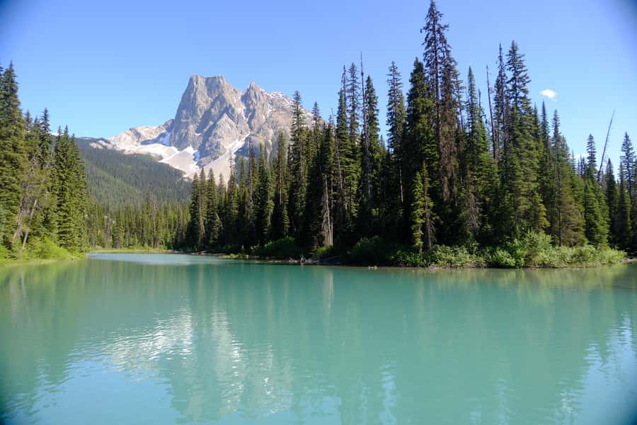 Small Grp: Emerald Lake (Optional Canoe) & Takakkaw Falls - Key reasons to consider this Yoho National Park tour