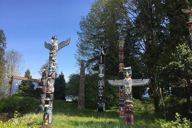 Spoken Treasures: Stanley Park Indigenous Walking Tour - The guides are the strongest part