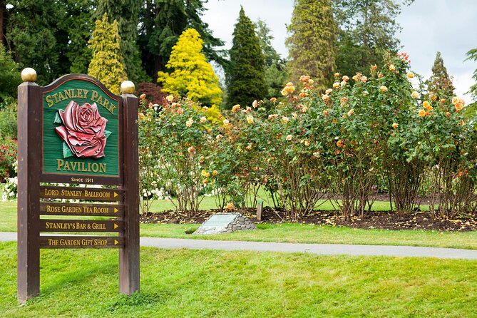 Stanley Park Highlights 2.5 Hour Walking Tour - Hallelujah Point and the Nine O’Clock Gun