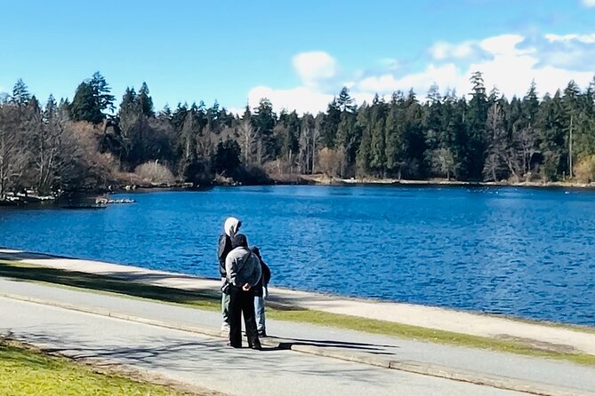 Stanley Park Seawall E-scooter Rental with Self Guided map - The Stanley Park seawall loop is the main event