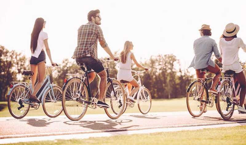 Stanley Park Self Guided Bike Tour - Vancouver Aquarium and the choice to stop longer