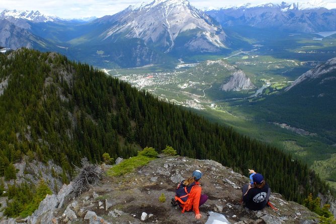 Sulphur Mountain Highline Trek in Banff - Following the ridge above Banff