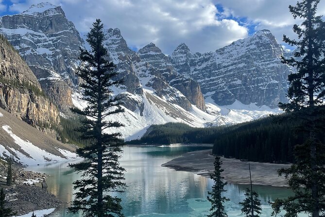 Sunrise Adventure: Alpenglow at Moraine Lake & Lake Louise - What the included extras are really worth