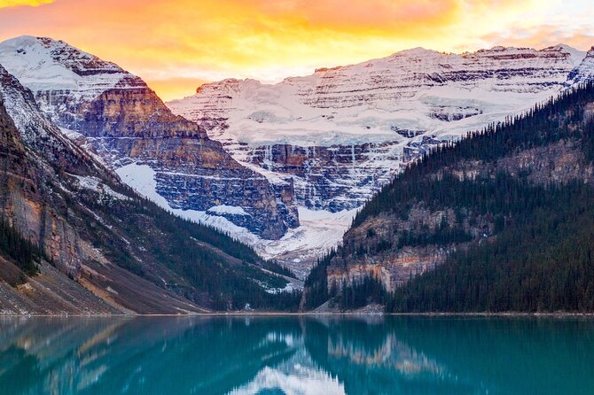 Sunrise Moraine Lake and Lake Louise - What the small-group vehicle adds
