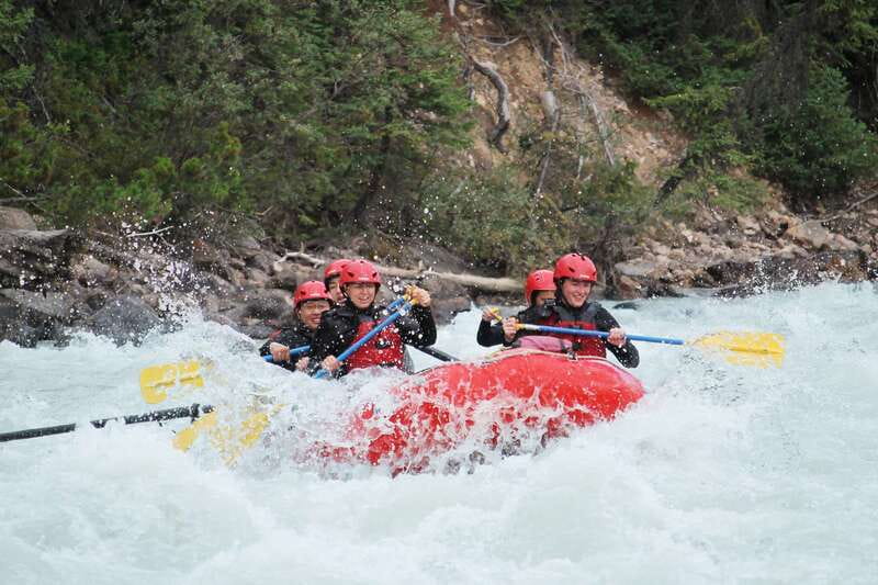 Sunwapta Challenge Whitewater Rafting in Jasper - A short break before the ride back