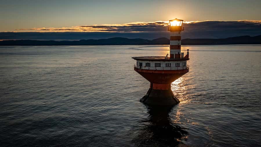 Tadoussac/Charlevoix: Whale & Fjord Morning or Twilight Tour - Who will enjoy this tour most?