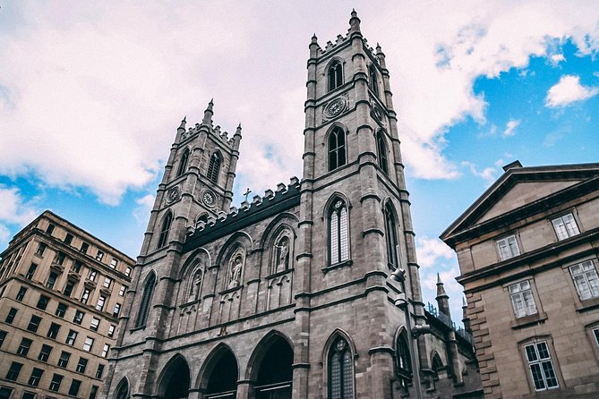 The Essential 101 Non-Touristy Walking Tour by Spade & Palacio - A smart first look at Montreal in under three hours