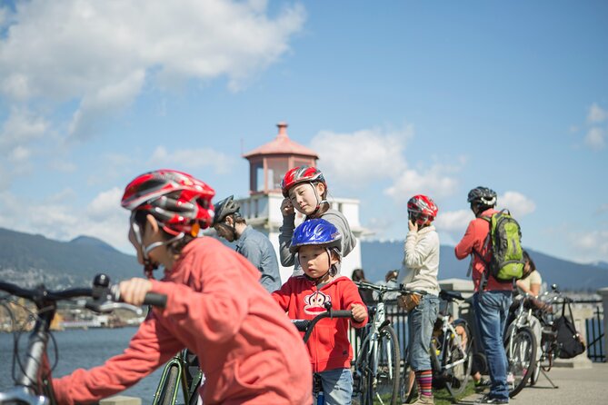 The Stanley Park Family Tour by Cycle City Tours - Lost Lagoon, Coal Harbour, and the Convention Centre