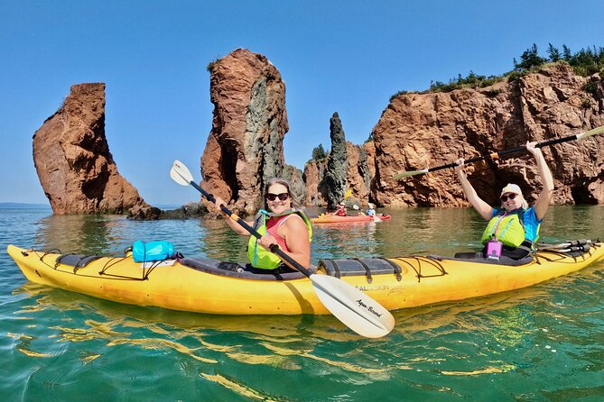 Three Sisters Sea Kayaking Day Tour - Following the Cliffs Toward the Three Sisters