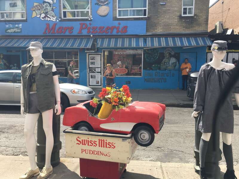 Toronto: 2-Hour Kensington Market Chinatown Walking Tour - What the two-hour format really allows