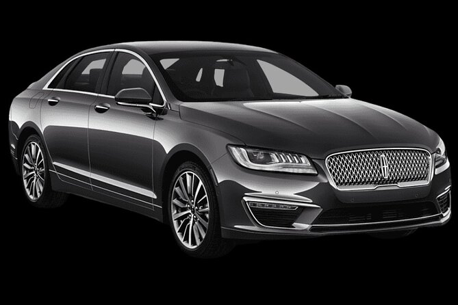 Toronto Airport YYZ Roundtrip Transfer to Toronto (Special Offer) - Vehicle expectations: private does not always mean luxury