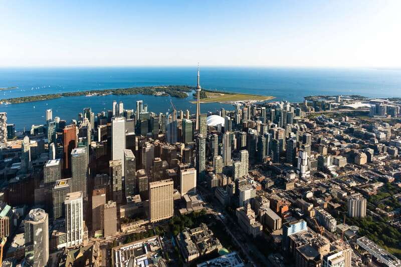 Toronto: City Sightseeing Helicopter Tour - Key points at a glance