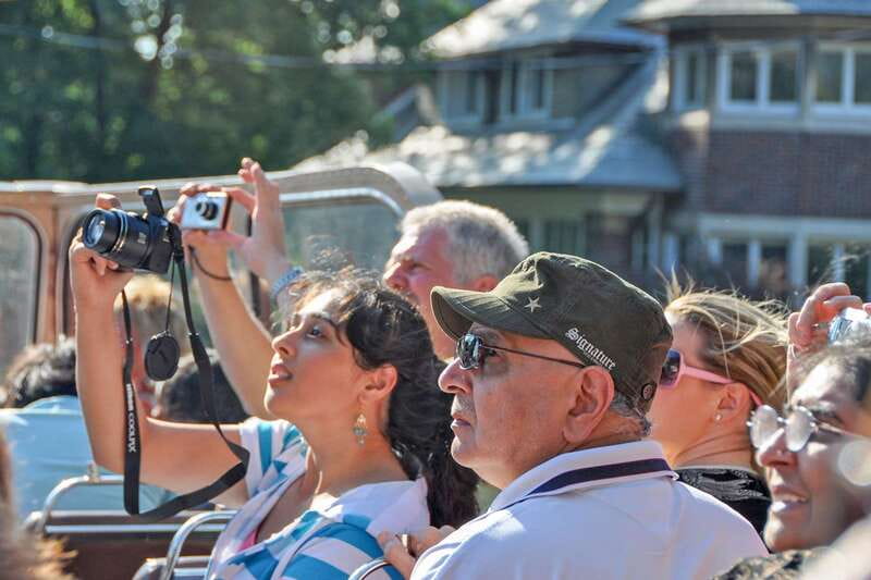 Toronto: City Sightseeing Hop-On Hop-Off Bus Tour - Should you book it?