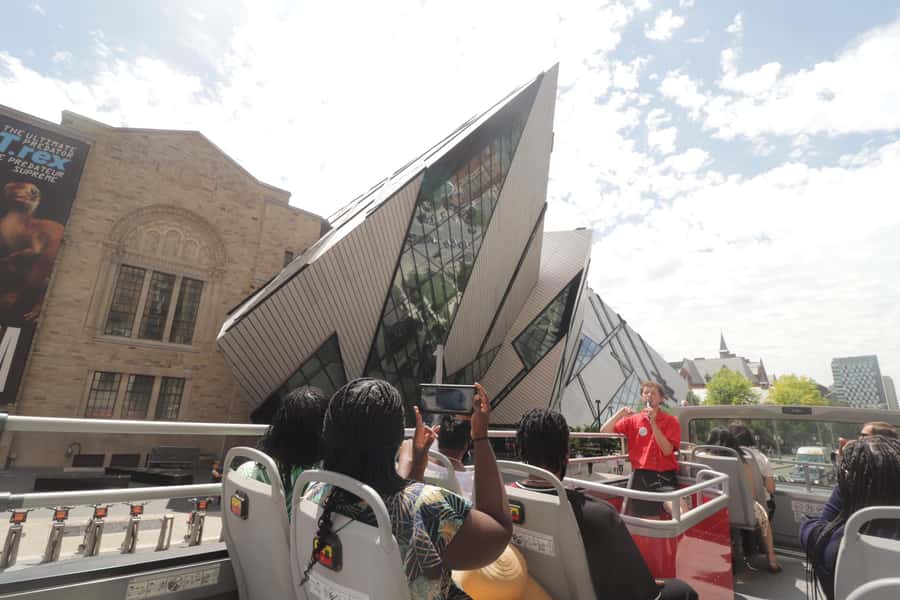 Toronto City Tour: 2-Hour Open-Top Experience - CN Tower and Ripley’s Aquarium