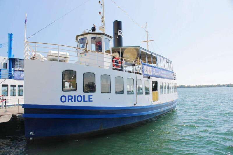 Toronto: City Views Harbor Cruise - Why the live narration matters