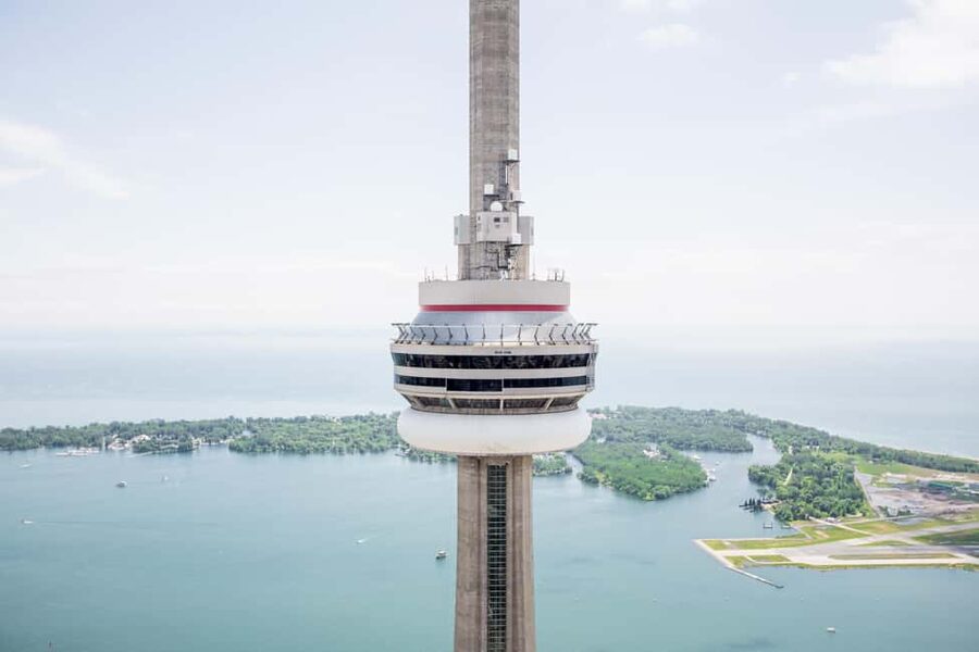 Toronto CityPASS®: Save up to 38% at 5 Top Attractions - Ripley’s Aquarium and the Crowding Question