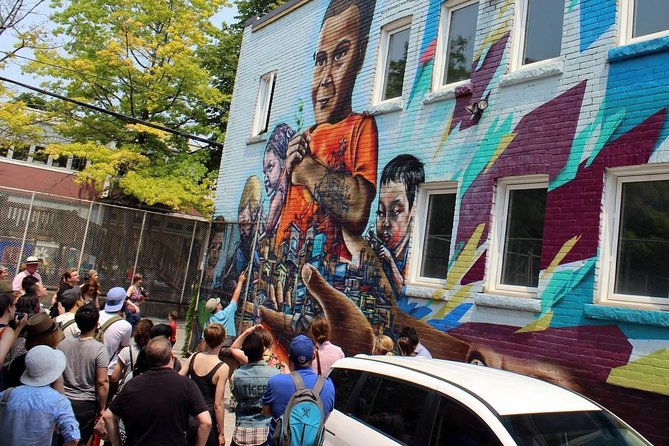 Toronto Graffiti Alley Street Art Walking Tour with an Expert - Guides who bring the alley to life