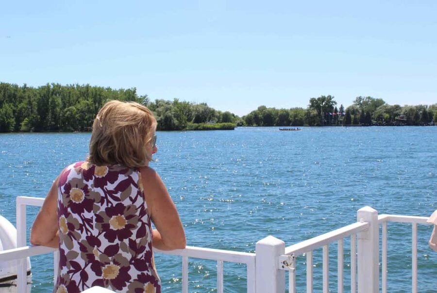 Toronto: Guided Harbour and Islands Sightseeing Cruise - Who should book this Toronto cruise?