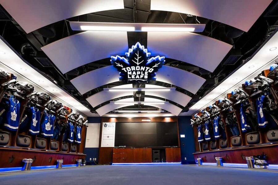 Toronto: Guided Tour of Scotiabank Arena - The Maple Leafs and Raptors Locker Rooms
