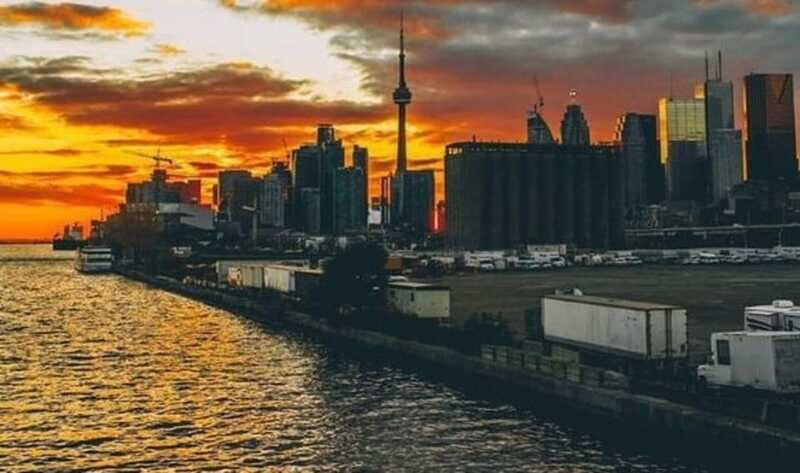 Toronto: Guided Walking Tour of Must-See Attractions - Value at $34 per person