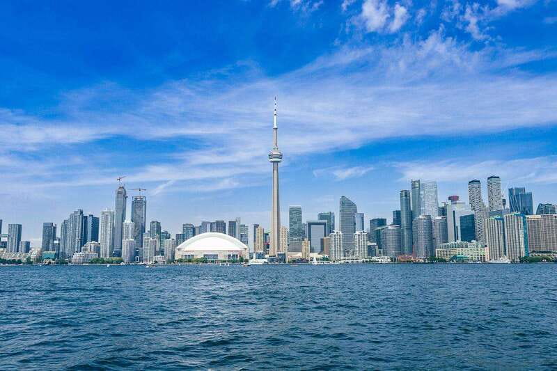 Toronto: Harbor and Islands Sightseeing Cruise - Why the commentary matters