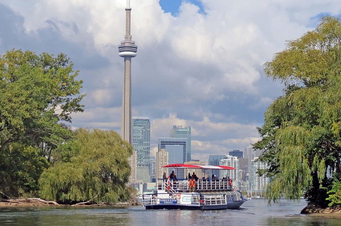 Toronto Harbour and Islands Cruise - Live Commentary With a Human Touch