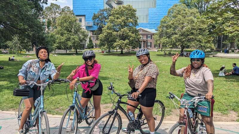 Toronto: Heart of Downtown 3.5-Hour Bike Tour - Key points at a glance