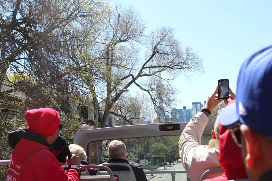 Toronto: Hop-On Hop-Off Bus Tour with Harbour Cruise - How to use one or two days wisely