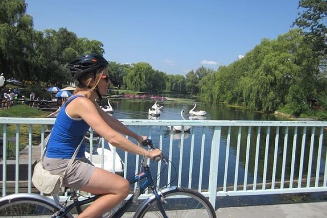 Toronto Islands Morning Bike Tour - Guide quality makes the difference