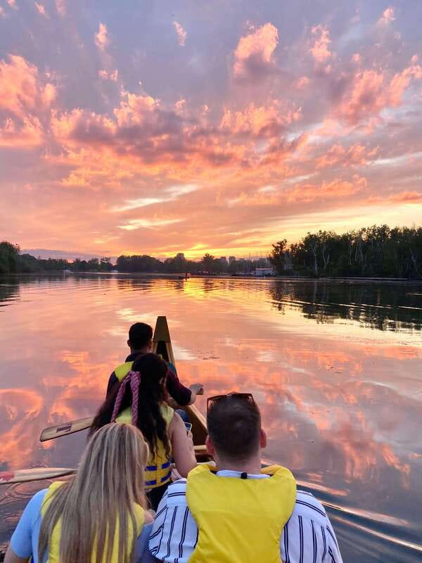 Toronto Islands: Sunset Canoe Tour - What the $61 price really includes