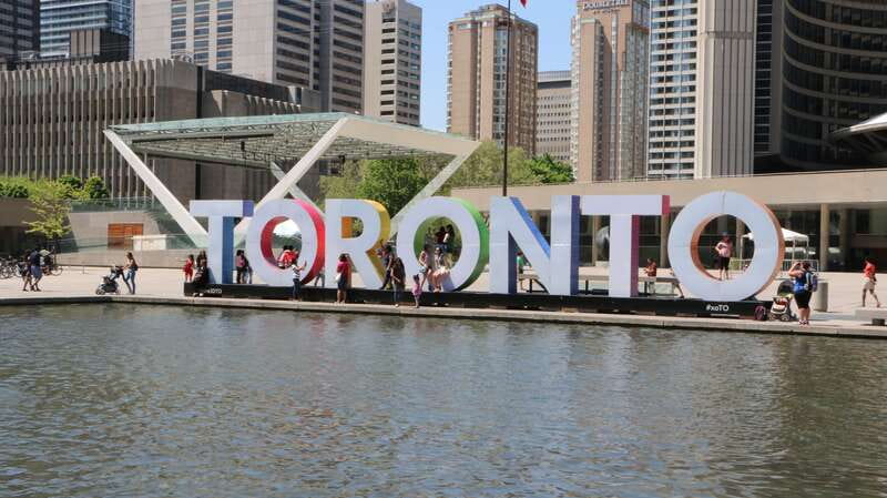 Toronto: Kensington Market International Food Tour - Practical timing and booking advice
