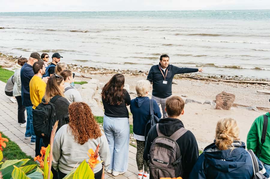 Toronto: Niagara Day Tour w/ Niagara on the Lake & Boat Ride - Key points to know before booking