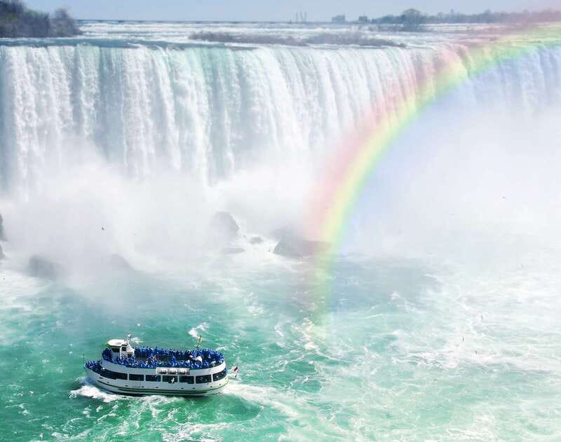Toronto: Niagara Falls Bus Tour with Maple Tasting and NOTL - Choosing the Hornblower cruise or Journey Behind the Falls