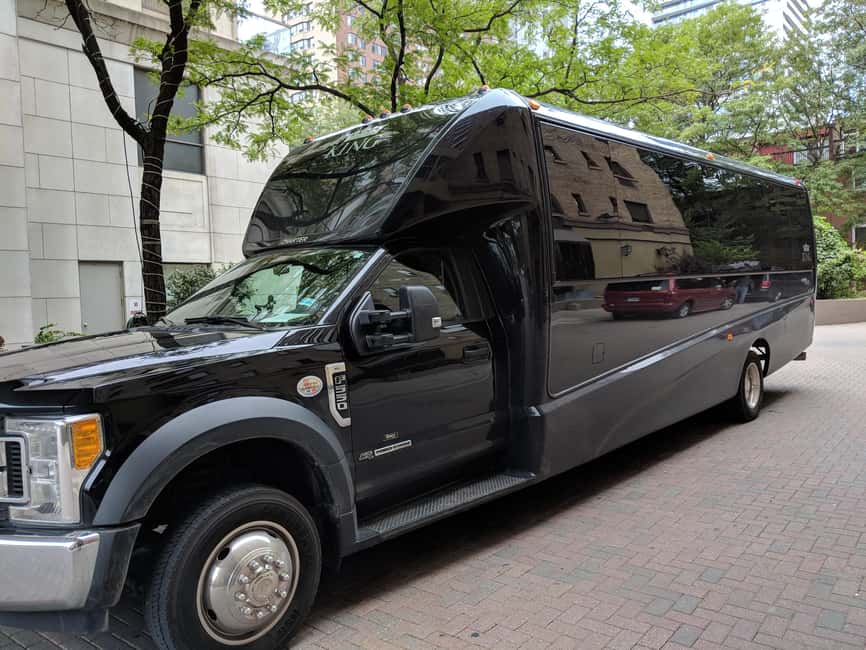 Toronto: Niagara Falls Bus Tour with Maple Tasting and NOTL - Whirlpool, Floral Clock, and the quieter roadside stops