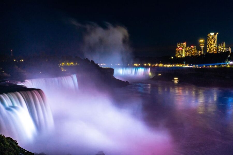 Toronto: Niagara Falls Evening Tour with Fireworks - Is $191 good value?