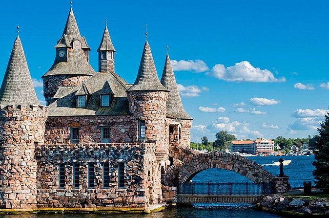Toronto, Niagara Falls & Thousand Islands VIP 2–Day Trip - Food, timing, and extra costs