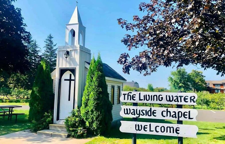 Toronto: Niagara-on-the-Lake, Wine Tasting & Chocolate Tour - What $109 really gets you