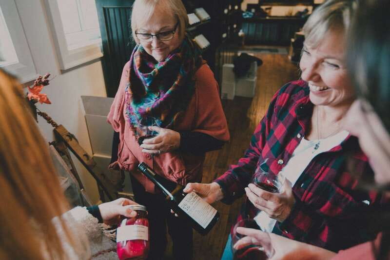 Toronto: Niagara Wineries Tasting Tour & Optional Lunch - Pillitteri Estates, Inniskillin, and Konzelmann Estates