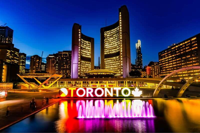 Toronto: Private Walking Tour With A Guide (Private Tour) - Why a private Toronto walk can be useful