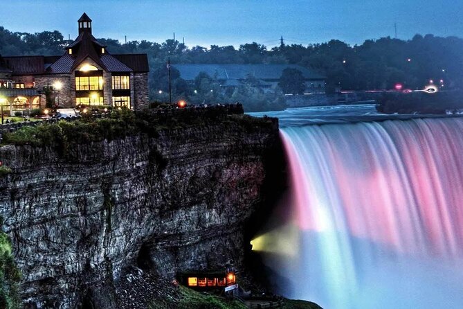 Toronto to Niagara Falls Tour with Skywheel & Fallsview Dinner - Niagara-on-the-Lake offers a welcome change of pace